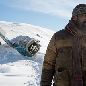 Foto Más allá de la montaña