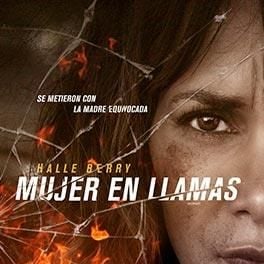 Foto Mujer en llamas