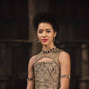 Foto Jasmin Savoy Brown