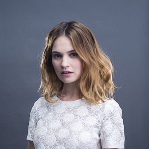 Foto Lily James