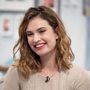 Foto Lily James
