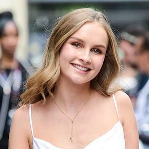 Foto Olivia DeJonge