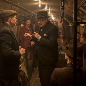 Foto Las horas más oscuras