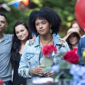 Foto Charlie Barnett