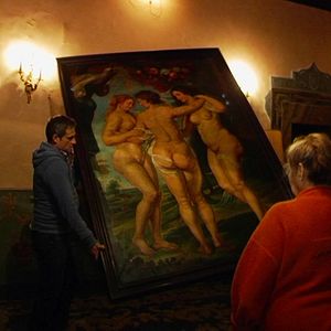 Foto Muchos hijos, un mono y un castillo