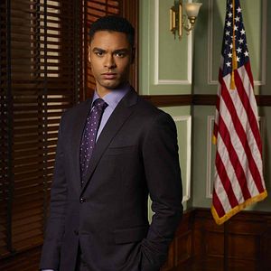 Foto Regé-Jean Page