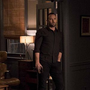 Foto Sullivan Stapleton