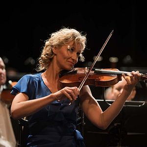 Foto Rodando hacia ti