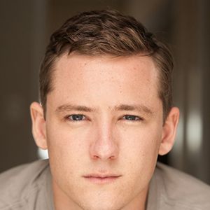 Foto Lewis Pullman
