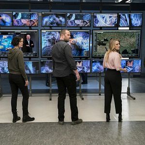 Foto Sullivan Stapleton