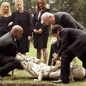 Foto Six feet under