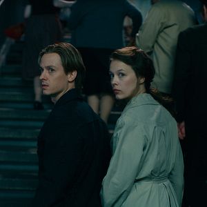 Foto Never look away