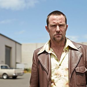Foto Sullivan Stapleton