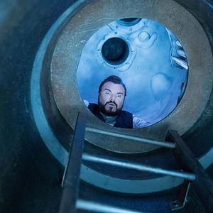 Foto La casa con un reloj en sus paredes