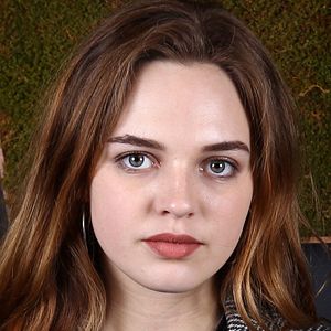 Foto Odessa Young