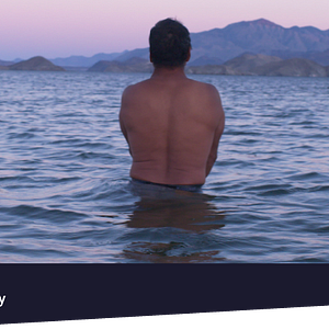 Foto Una corriente salvaje