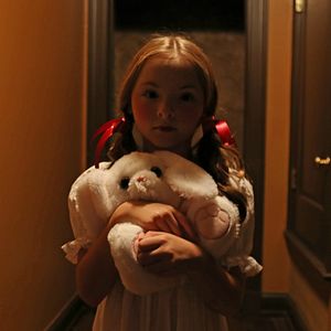 Foto Malicious: en el vientre del diablo