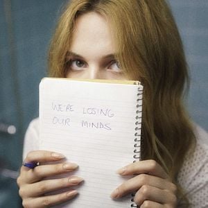 Foto Odessa Young