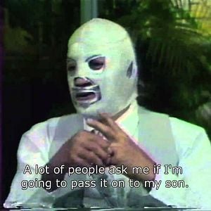 Foto El hombre detrás de la máscara