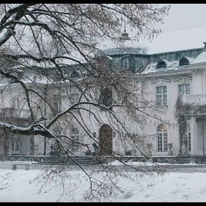 Foto Viviendo con el enemigo