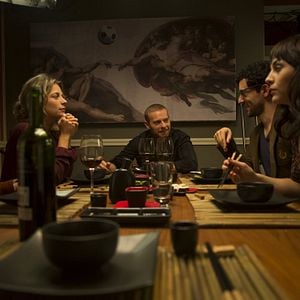 Foto No sé si cortarme las venas o dejármelas largas