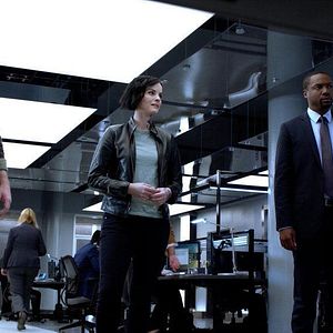 Foto Sullivan Stapleton