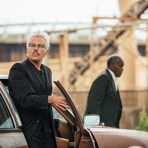 Foto Un caballero y su revólver