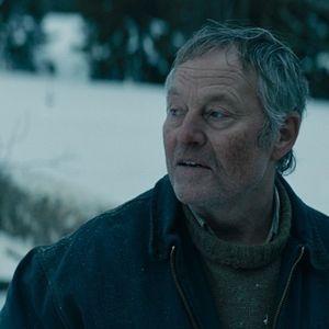 Foto Out Stealing Horses