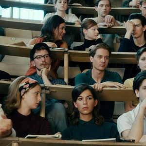 Foto Never look away