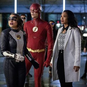 Foto Jessica Parker Kennedy