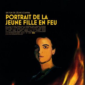 Foto Retrato de una mujer en llamas