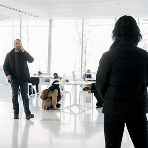 Foto Sullivan Stapleton