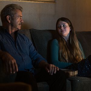 Foto Dragged Across Concrete