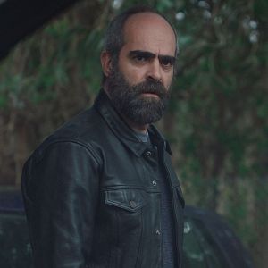 Foto Quien a hierro mata