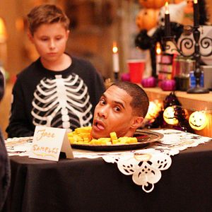 Foto Bless This Mess