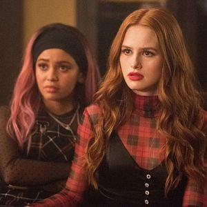 Foto Madelaine Petsch