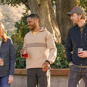 Foto Bless This Mess