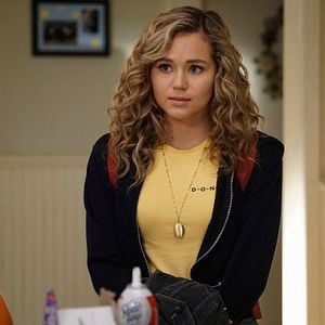 Foto Brec Bassinger