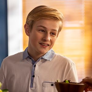 Foto Como perros y gatos 3: Patas unidas