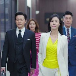 Foto Suits (versión coreana)