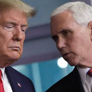 Foto Totally Under Control