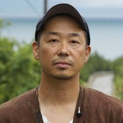 Foto Tatsushi Ōmori
