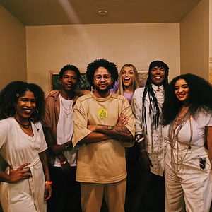 Foto Emicida: AmarElo - Todo por el ayer