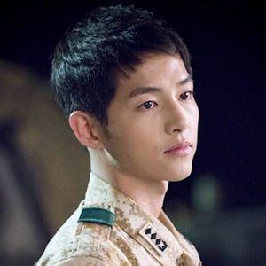 Foto Joong-ki Song