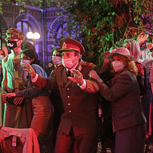 Foto Bad Luck Banging or Loony Porn