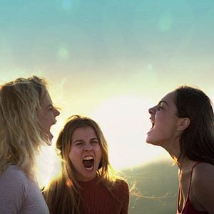 Foto The Hill Where The Lionesses Roar