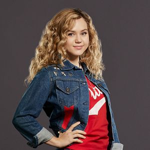 Foto Brec Bassinger