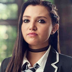 Foto Mia McKenna-Bruce