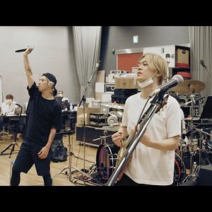 Foto A cara o cruz – Un documental de ONE OK ROCK