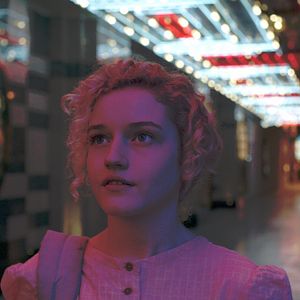 Foto Julia Garner